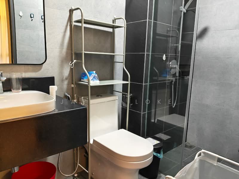 Servis Apartment untuk Disewa di Sunway Velocity TWO - Jayden Loke - Bathroom - PropertyGuru.com.my