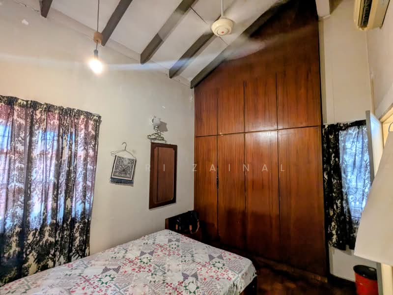 Rumah Banglo untuk Dijual di SS3 (Petaling Jaya) - Fitri Zainal - Bedroom 5 - PropertyGuru.com.my