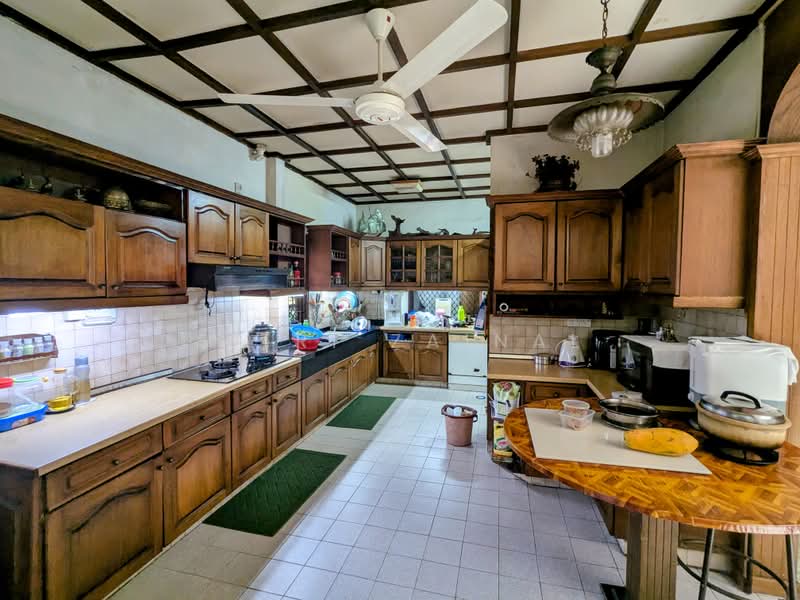 Rumah Banglo untuk Dijual di SS3 (Petaling Jaya) - Fitri Zainal - Kitchen - PropertyGuru.com.my