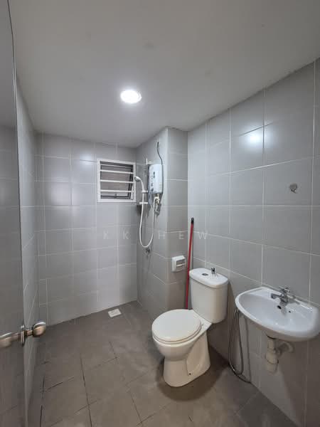 Apartment for Sale at Karisma @ Eco Majestic - KK HEW - Bathroom - PropertyGuru.com.my