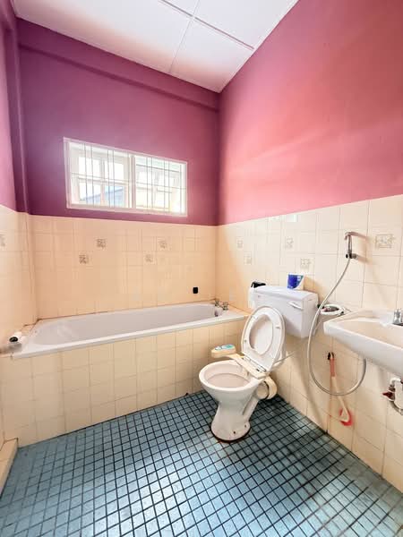 Semi-Detached House for Sale in Green Heights (Kuching) - KC Jee - PropertyGuru.com.my