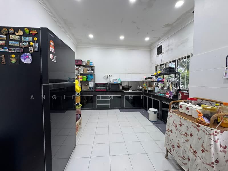 Rumah Banglo untuk Dijual di Bukit Baru (Melaka) - Angie Lim Mei Mei - Kitchen - PropertyGuru.com.my