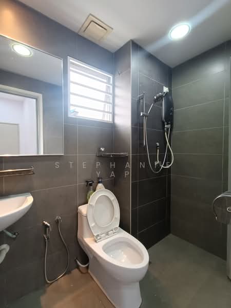 Terraced House for Rent in Bandar Botanic (Klang) - Stephanie Yap - Bathroom - PropertyGuru.com.my
