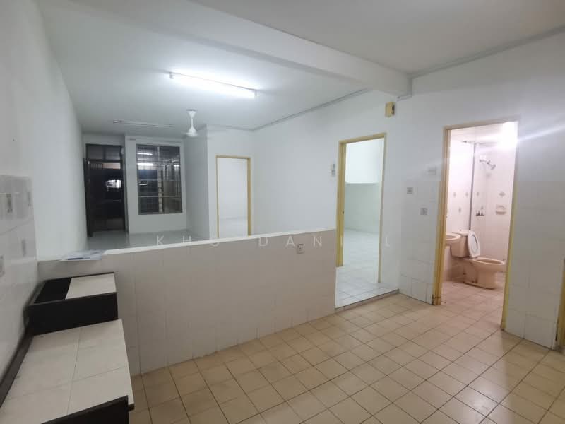 Rumah Bandar untuk Dijual di Bukit Rimau (Shah Alam) - Kho Daniel - Kitchen - PropertyGuru.com.my
