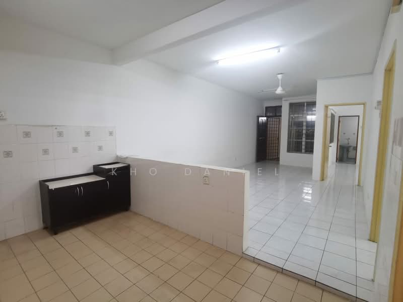 Rumah Bandar untuk Dijual di Bukit Rimau (Shah Alam) - Kho Daniel - Kitchen - PropertyGuru.com.my