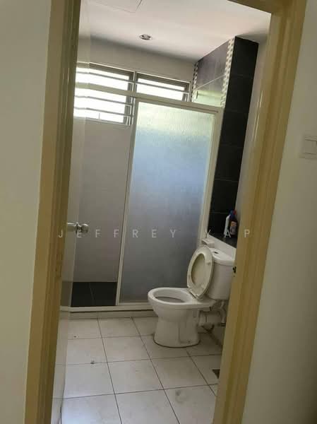 Rumah Teres 2.5 Tingkat untuk Dijual di Bandar Puteri Puchong (Puchong) - Jeffrey Yap - Bathroom - PropertyGuru.com.my