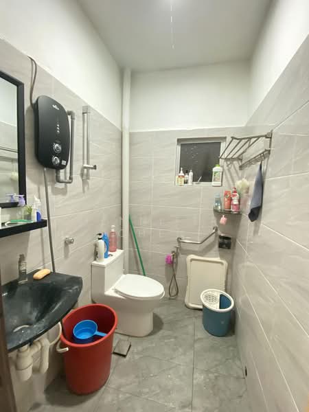 1-storey Terraced House for Sale in Taman Dato Demang (Seri Kembangan) - Jennifer Chen - PropertyGuru.com.my