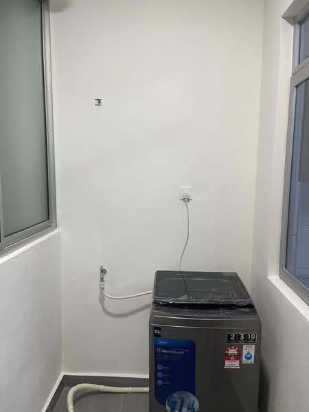 Servis Apartment untuk Disewa di Nexus @ Kajang Station (Tower B) - Jag . - Kitchen - PropertyGuru.com.my