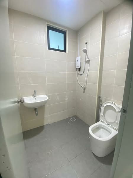 Servis Apartment untuk Disewa di B11 Parkland Residence - Jag . - PropertyGuru.com.my