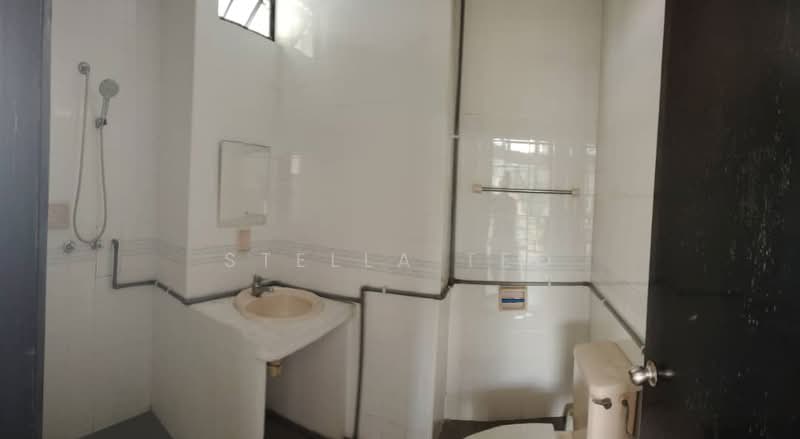 Rumah Banglo untuk Dijual di Johor Bahru (Johor) - Stella Teo - Bathroom - PropertyGuru.com.my
