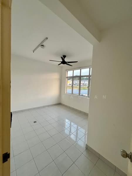 Rumah Teres 2 Tingkat untuk Dijual di Taman Bunga Raya (Serendah) - Zann Fauzan - PropertyGuru.com.my