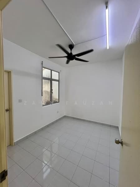 Rumah Teres 2 Tingkat untuk Dijual di Taman Bunga Raya (Serendah) - Zann Fauzan - PropertyGuru.com.my