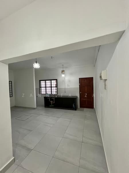 Rumah Teres 2 Tingkat untuk Dijual di Taman Bunga Raya (Serendah) - Zann Fauzan - PropertyGuru.com.my