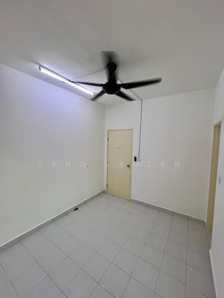 Rumah Teres 2 Tingkat untuk Dijual di Taman Bunga Raya (Serendah) - Zann Fauzan - PropertyGuru.com.my