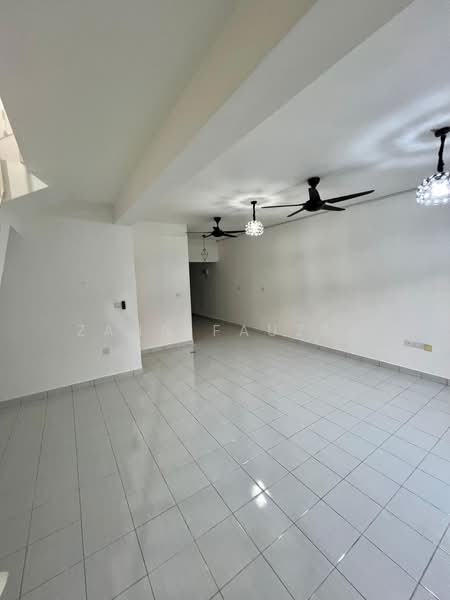 Rumah Teres 2 Tingkat untuk Dijual di Taman Bunga Raya (Serendah) - Zann Fauzan - PropertyGuru.com.my