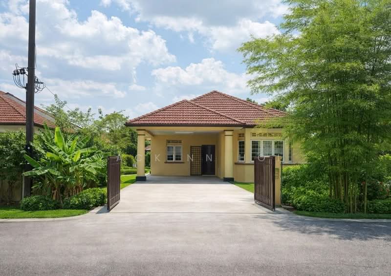 Rumah Banglo untuk Dijual di Bandar Mahkota (Banting) - Zackinn Hoi - PropertyGuru.com.my