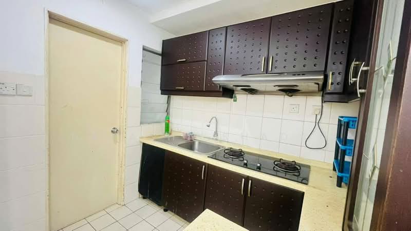 Apartment for Sale at Akasia Apartment @ Setia Alam - Natasha Shadan - Kitchen - PropertyGuru.com.my
