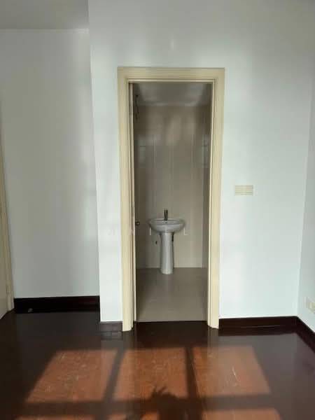 Service Residence for Sale at Subang Olives Residence - DANIEL . - PropertyGuru.com.my