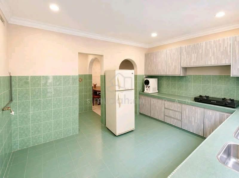 Rumah Teres 2 Tingkat untuk Dijual di Seksyen 13 (Shah Alam) - Natasha Shadan - Kitchen - PropertyGuru.com.my