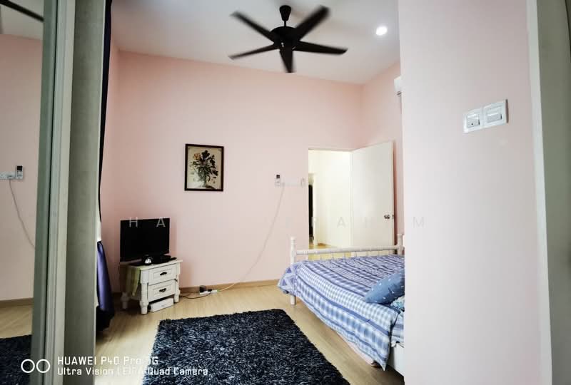 Semi-Detached House for Sale in Saujana Impian (Kajang) - Hawa Ibrahim - Bedroom - PropertyGuru.com.my