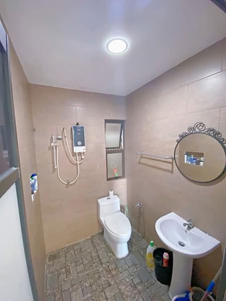 Kondominium untuk Dijual di Armanee - Geo . - PropertyGuru.com.my