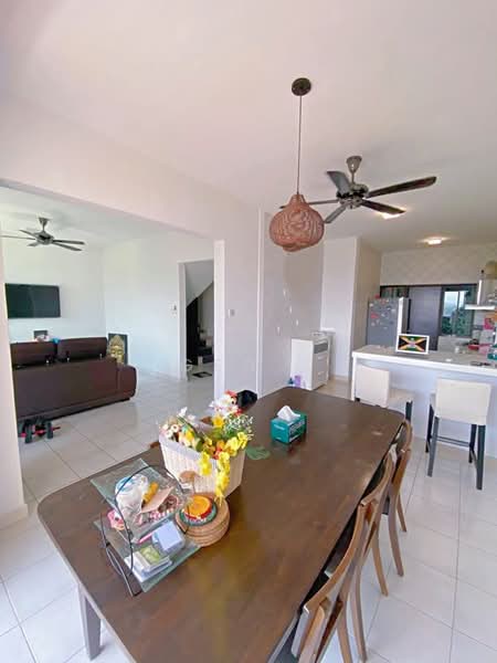 Kondominium untuk Dijual di Armanee - Geo . - PropertyGuru.com.my
