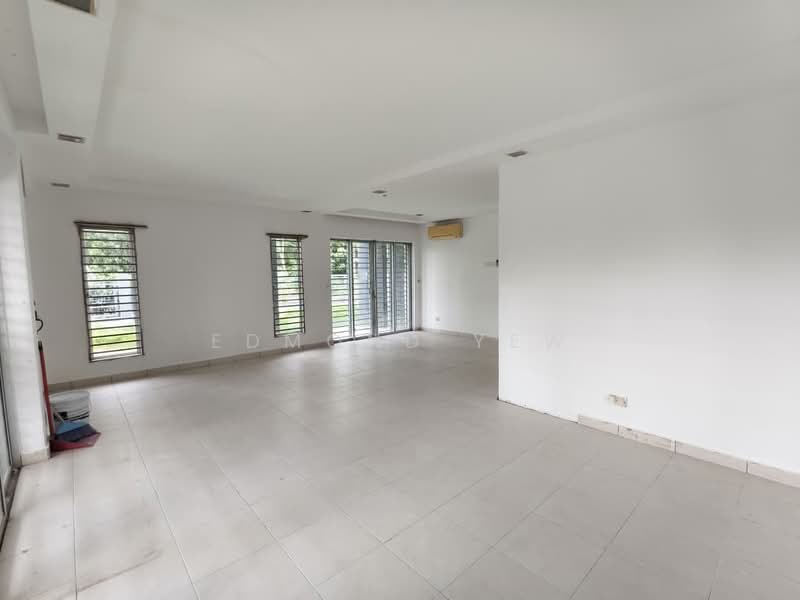 2-storey Terraced House for Sale in Taman Putra Prima (Puchong) - Edmond Yew - Living Room - PropertyGuru.com.my