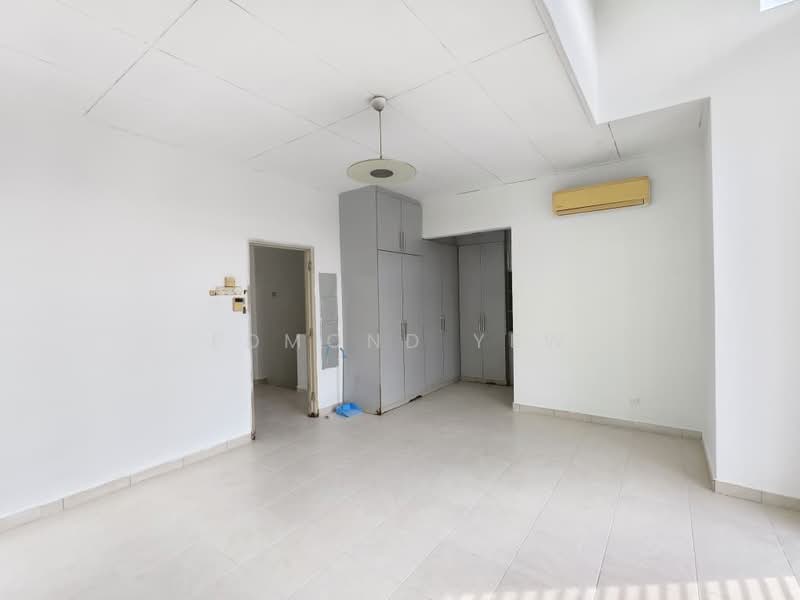 2-storey Terraced House for Sale in Taman Putra Prima (Puchong) - Edmond Yew - Interior - PropertyGuru.com.my