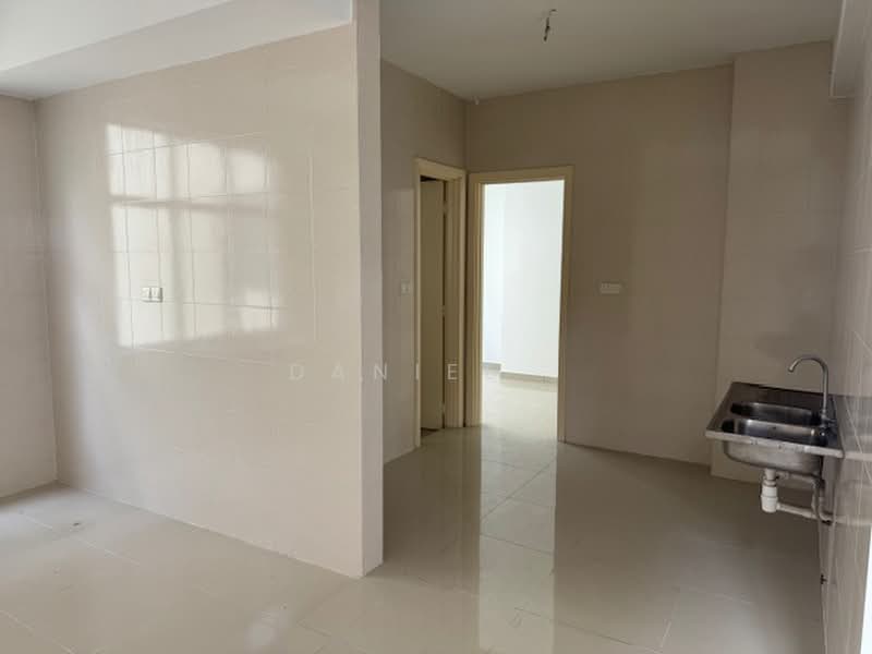 Service Residence for Sale at Subang Olives Residence - DANIEL . - Kitchen - PropertyGuru.com.my