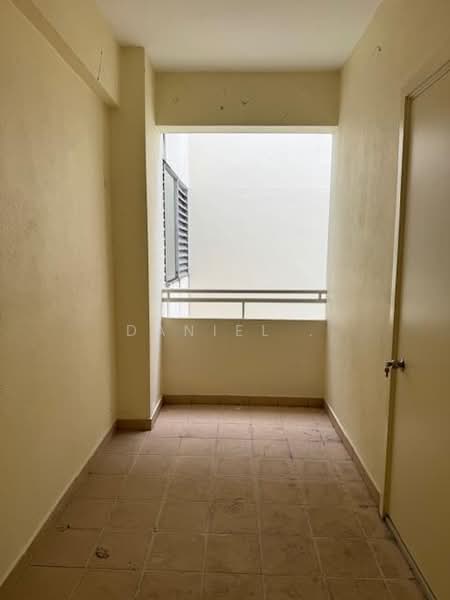 Service Residence for Sale at Subang Olives Residence - DANIEL . - Balcony - PropertyGuru.com.my