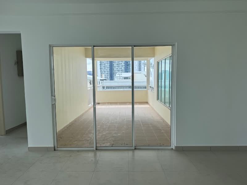 Service Residence for Sale at Subang Olives Residence - DANIEL . - Balcony - PropertyGuru.com.my