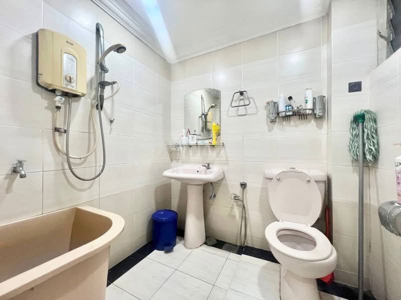 Rumah Teres 2 Tingkat untuk Dijual di Seksyen 1 Bandar Baru Bangi (Bandar Baru Bangi) - Fauran Nawawi - PropertyGuru.com.my