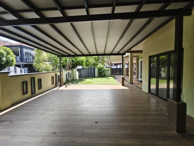 Rumah Teres untuk Dijual di Bandar Country Homes (Rawang) - HELMY IZZUDIN - Exterior - PropertyGuru.com.my