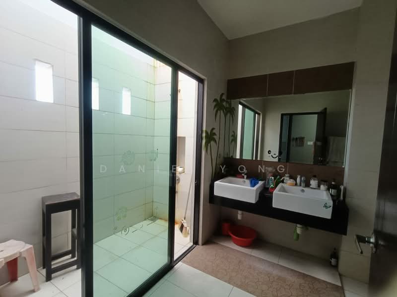 Rumah Berkembar untuk Dijual di Taman Nusa Idaman (Iskandar Puteri (Nusajaya)) - Daniel Yong - Bathroom - PropertyGuru.com.my