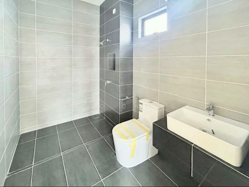 2-storey Terraced House for Sale in Bandar Dato Onn (Tebrau) - Nico Chong - Bathroom - PropertyGuru.com.my