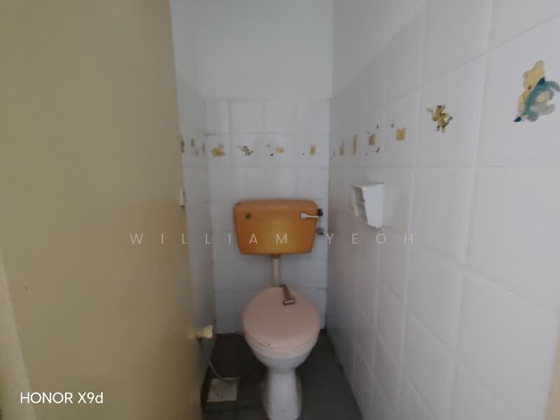 Apartment for Sale at Desa Idaman 2 Shop Apartment - William Yeoh - Bathroom - PropertyGuru.com.my