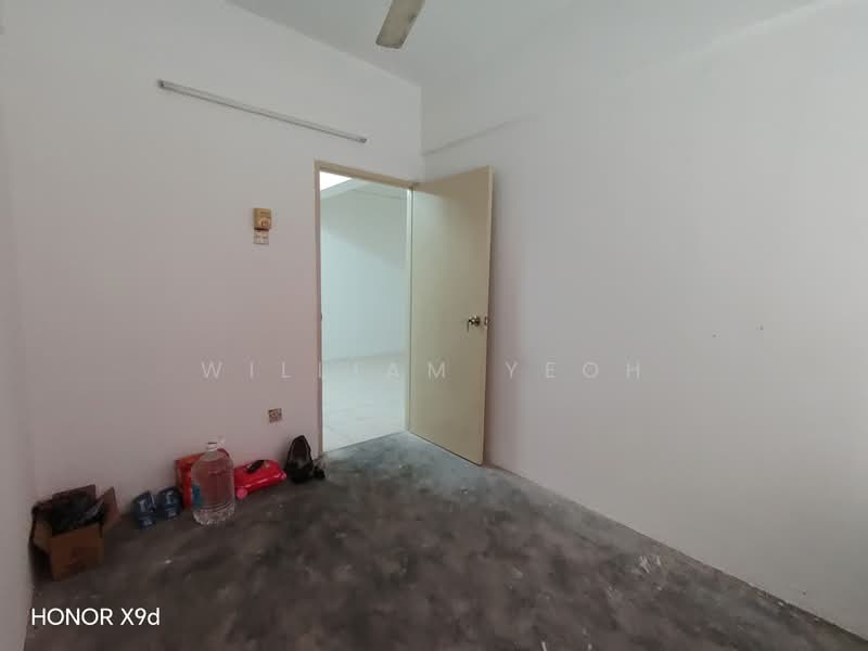 Apartment for Sale at Desa Idaman 2 Shop Apartment - William Yeoh - Interior - PropertyGuru.com.my