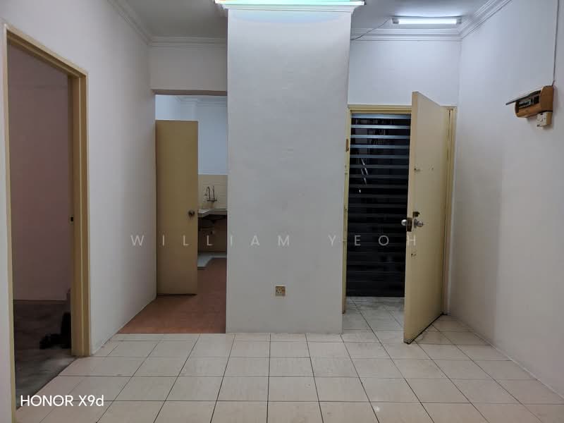 Apartment for Sale at Desa Idaman 2 Shop Apartment - William Yeoh - Interior - PropertyGuru.com.my