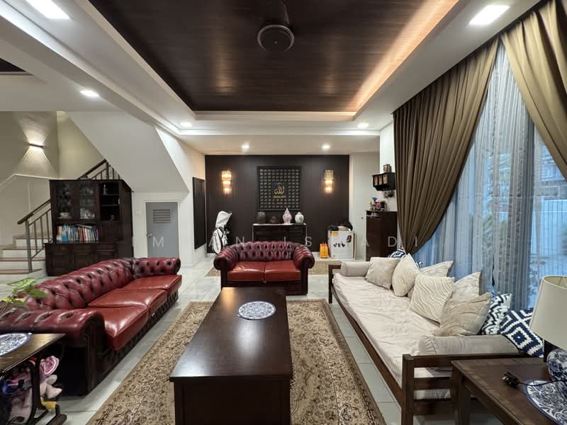 Rumah Teres 2 Tingkat untuk Dijual di Serene Heights (Semenyih) - Imran Ismadi - Living Room - PropertyGuru.com.my