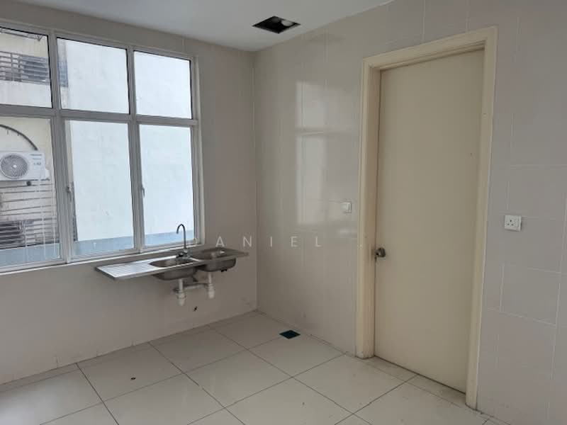 Service Residence for Sale at Subang Olives Residence - DANIEL . - PropertyGuru.com.my