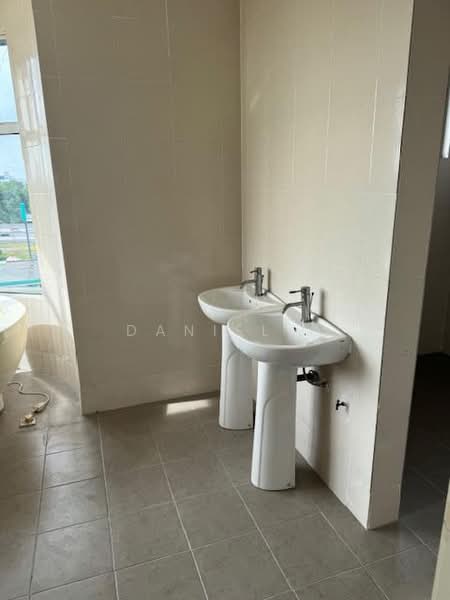 Service Residence for Sale at Subang Olives Residence - DANIEL . - PropertyGuru.com.my