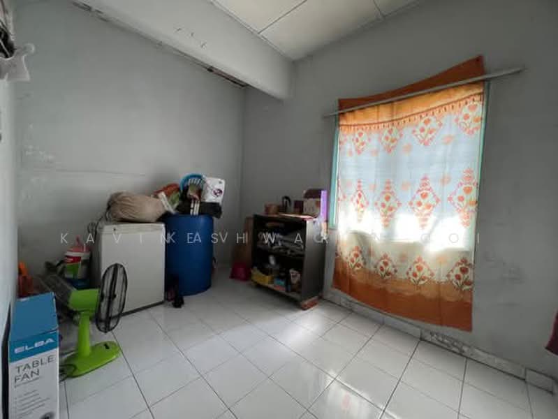 Flat for Sale at Bandar Baru Kundang - Kavineshwaran Ooi - Interior - PropertyGuru.com.my
