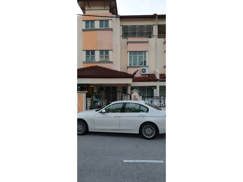 3-storey Terraced House for Rent in Bayan Lepas (Penang) - Abby Woo - Exterior - PropertyGuru.com.my