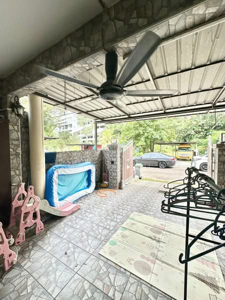 2-storey Terraced House for Sale in Taman Bukit Mewah (Tampoi) - Daniel Yong - Exterior - PropertyGuru.com.my