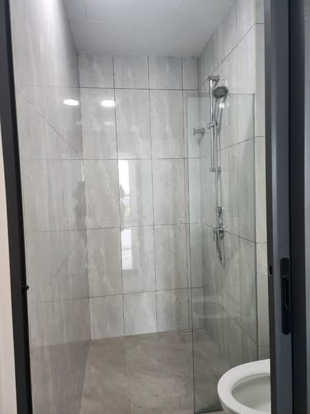 Condominium for Rent at Savana @ Batu Kawan - Cheau Chie Ooi - Bathroom - PropertyGuru.com.my