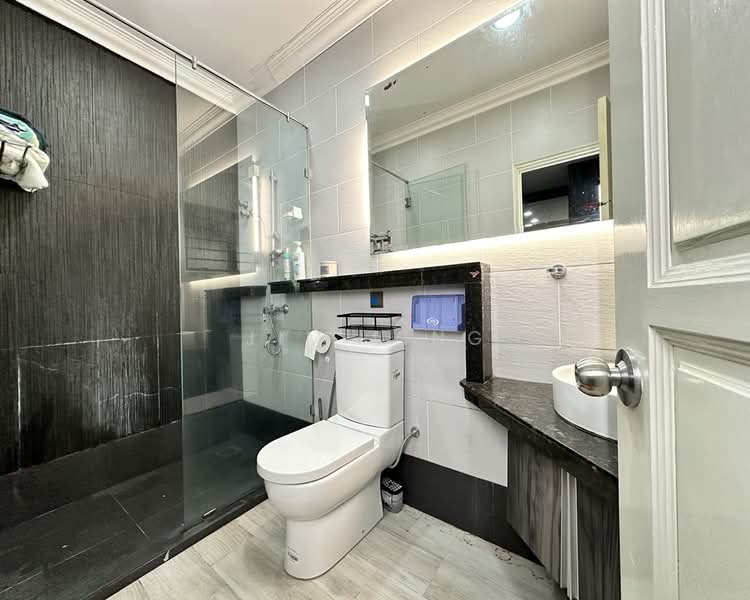 Semi-Detached House for Sale in Kelana Jaya (Petaling Jaya) - Jim Ling - Bathroom - PropertyGuru.com.my