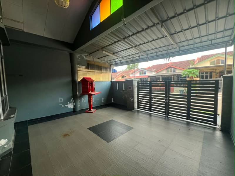 1-storey Terraced House for Sale in Taman Bestari Indah (Ulu Tiram) - Daniel Yong - Exterior - PropertyGuru.com.my