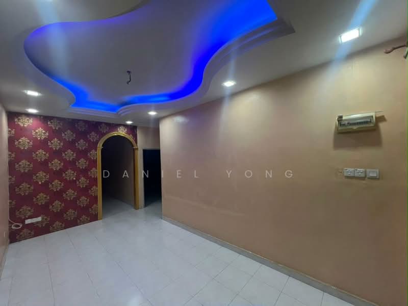 1-storey Terraced House for Sale in Taman Bestari Indah (Ulu Tiram) - Daniel Yong - Interior - PropertyGuru.com.my