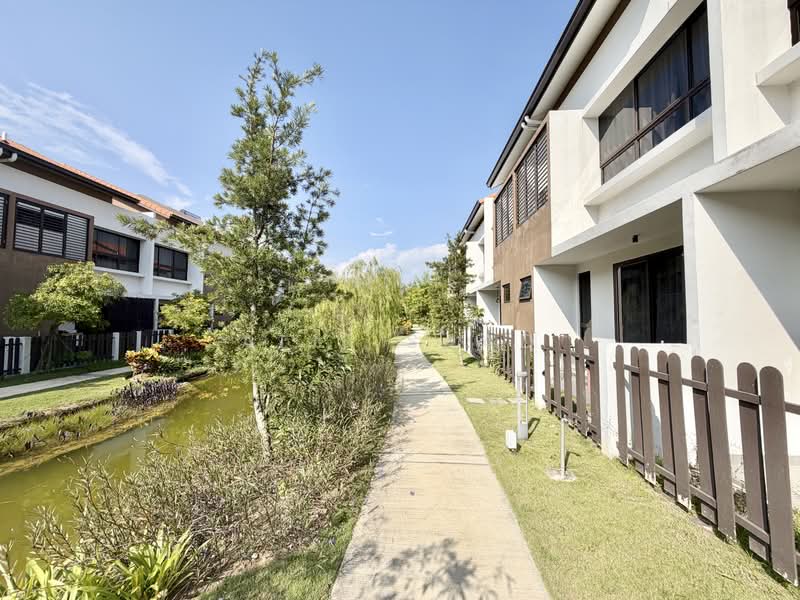 Rumah Teres 2 Tingkat untuk Dijual di Sepang (Selangor) - Alif Saad - PropertyGuru.com.my