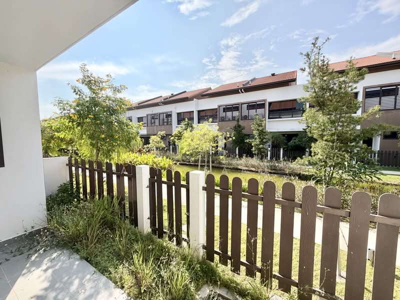Rumah Teres 2 Tingkat untuk Dijual di Sepang (Selangor) - Alif Saad - PropertyGuru.com.my